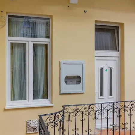 Appartamento Apartmento Albero Di Acacia By Nw Budapest
