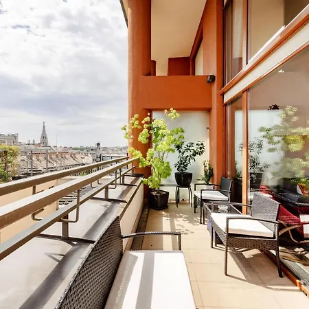 Corvin Promenade 2f Apartment, Downtown Budapest