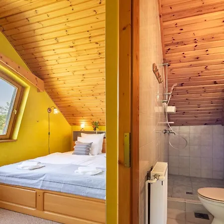 Apartment Kupolavilla-apartment-event House By The Danube River-buda Budapest