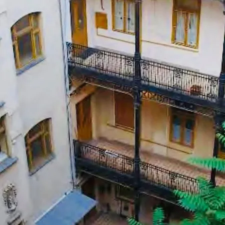 Judit Apartman Apartament *