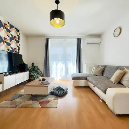 Apartment Corvin - Free Parking-