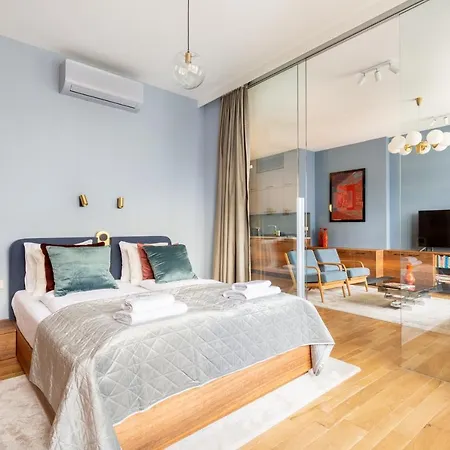 Bauhaus Luxury 2-bedroom In The Absolute Center Budapest