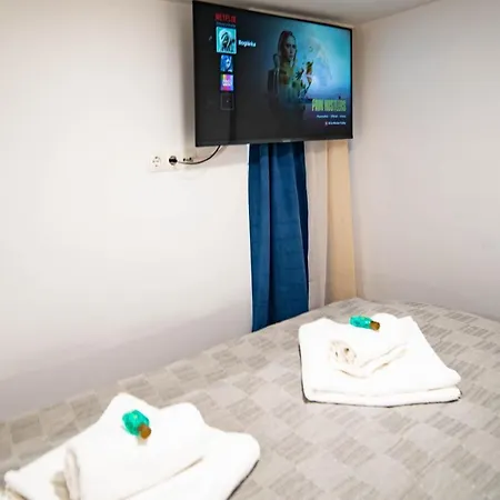 Free Parking Basilica Leo's - Ac, Wi-fi, Smart Tv * Budapest