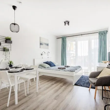 Modern Riverside With Free Parking Apartment *