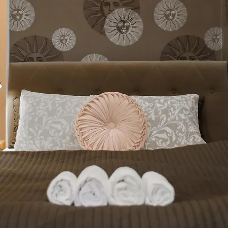 Deluxe With 4bedrm 2 Bathrm * Budapest