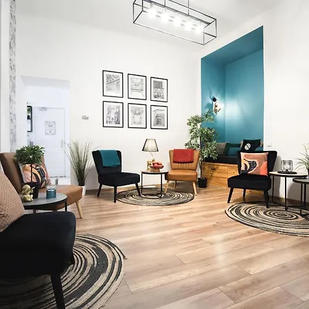 Maverick Downtown Albergue
