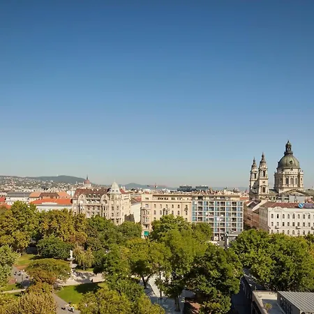 Отель Al Habtoor Palace Budapest, Preferred &