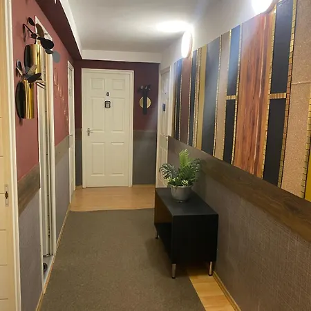 Apartment Rest In Allaga Budapest