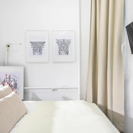 Apartment Very - Small For Solo Traveller *