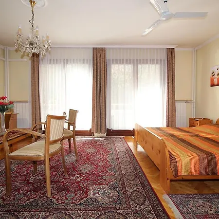 Bed & Breakfast Budavar Budapest