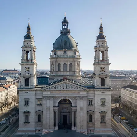 Free Parking Basilica Leo's - Ac, Wi-fi, Smart Tv Apartment *