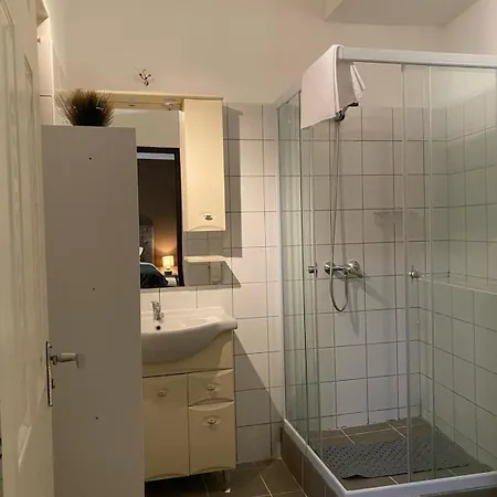 Apartment Rest In Allaga Budapest