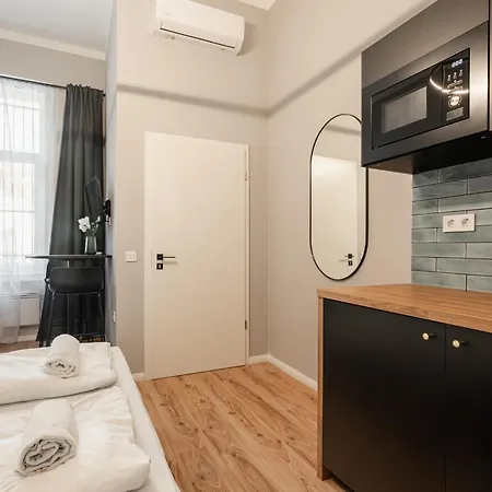 R38 Boutique Apartments, Location By Bqa Apartment Budapest