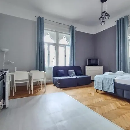 Mikszath Apartment