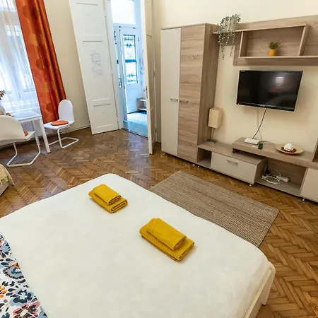 Apartment Harmony & Cute - *