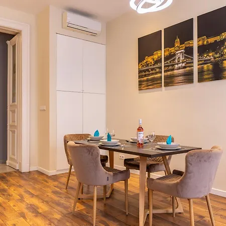 Apartment Andrassy Heritage Superior *