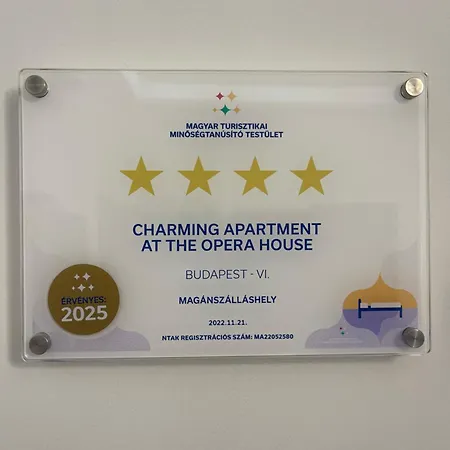 Apartment Centrum Opera Luxury With Free Garage Budapest
