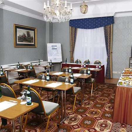 Danubius Astoria Center Szálloda 4*