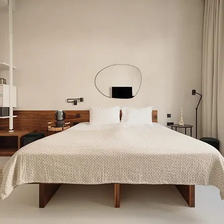 Tg Apartmanhotel *