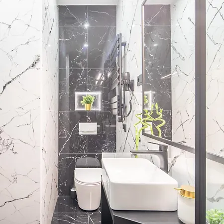Extreme - Luxy Budapest