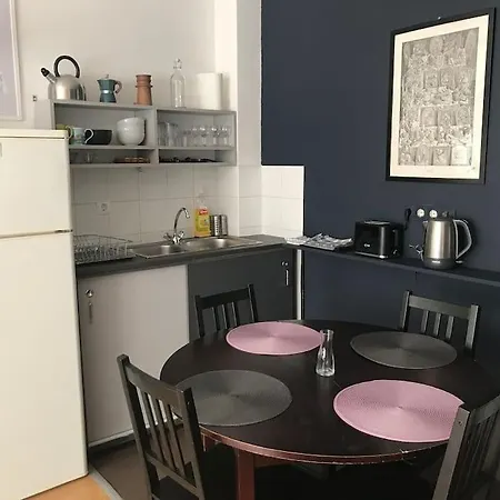 Perfect Family-friendly Midtown Apt+french Balcony