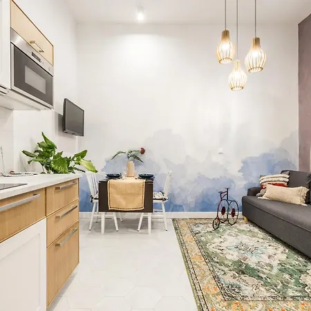 Apartment Vibrant Arty In *