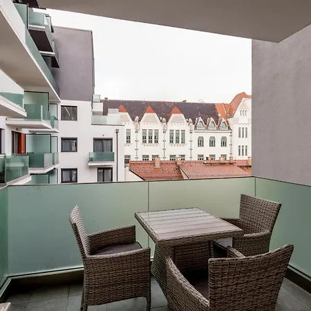 Lejlighed Bb - 2br With Parking Close To Centre *