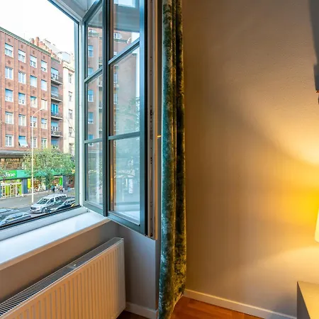 Апартаменты Liszt Ferenc Old Luxurious Flat Next To Synagogue Будапешт