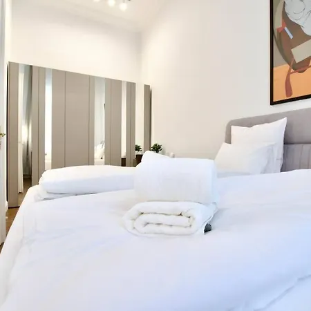 Premium By Hi5- Roekk Szilard 3 Bedroom Budapest