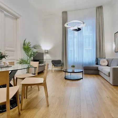 Apartment Premium By Hi5- Roekk Szilard 3 Bedroom