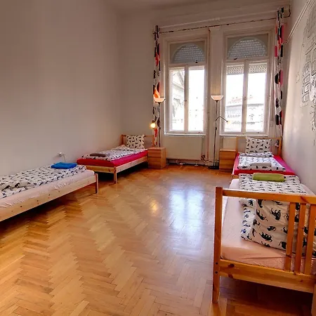 Pal's And Hostel Budapešť