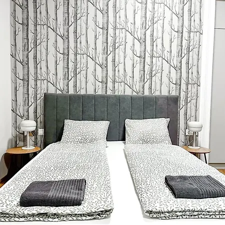T32 Modern Apartmán