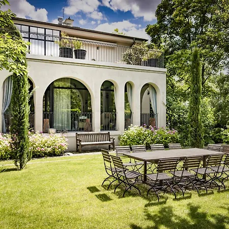 Hotel Bagatelle Gardenhouse