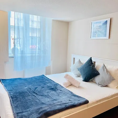 Kerepesi 3 - Opposite Keleti Station Privat bolig *
