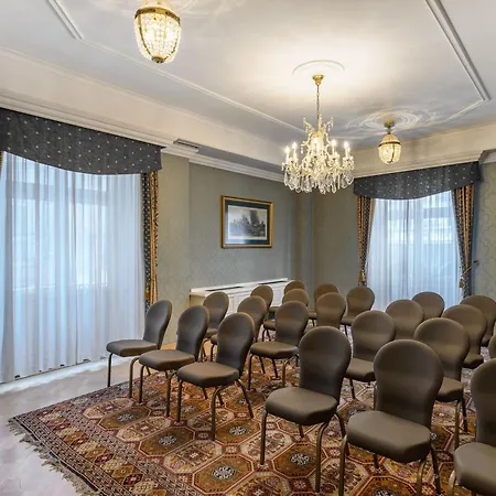 Szálloda Danubius Astoria Center