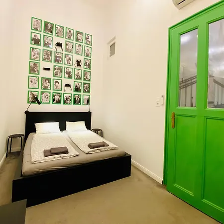 Cozy Downtown 2br Ground Fl - Piano Apartment *