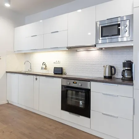 Gems Of - Tiger Eye Apartment