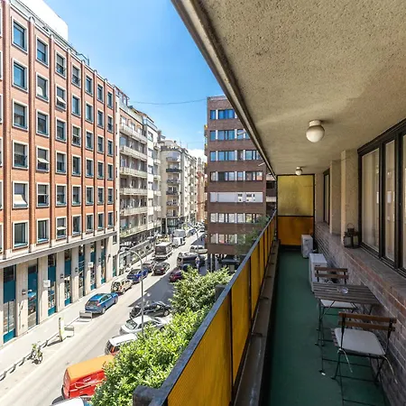 Gems Of - Tiger Eye Apartment *