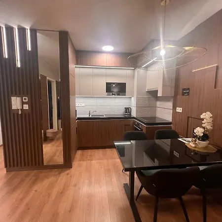 Karzo Lk 208 Apartament *