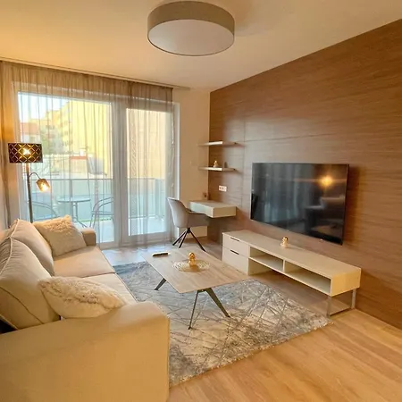 Karzo Lk 201 شقة