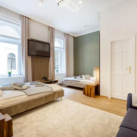 Apartament Sleek Downtown Living *