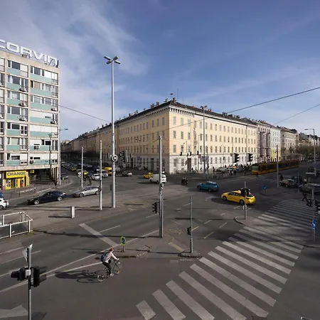 Deluxe Grand W/ 5 Bedrms Apartament Budapeszt