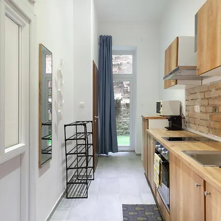 Central Studio By Stn Apartment *