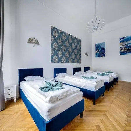 Apartment Andrassy Grandeur With Indoor Parking *