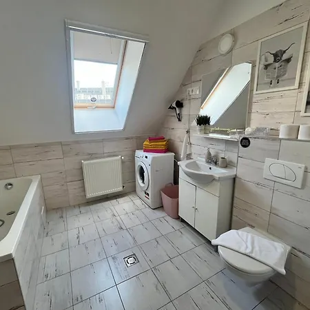 Apartament Rediapartmanok *