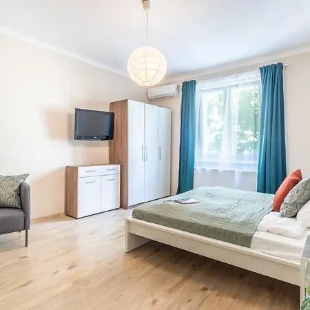 Cozy Stylish Studio For 2 People Apartman
