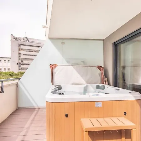Apartment Jacuzzi On Terrace - Unique *
