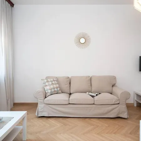 Convenient In The Heart Of Downtown *