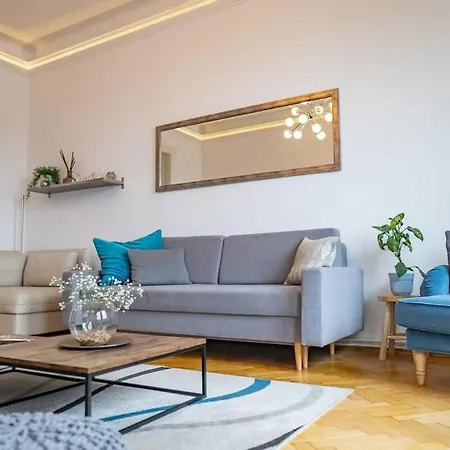 Chic Flat With River View Budapesta
