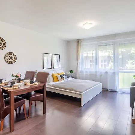 Sunny Balcony - Cute And Cozy Appartement Boedapest